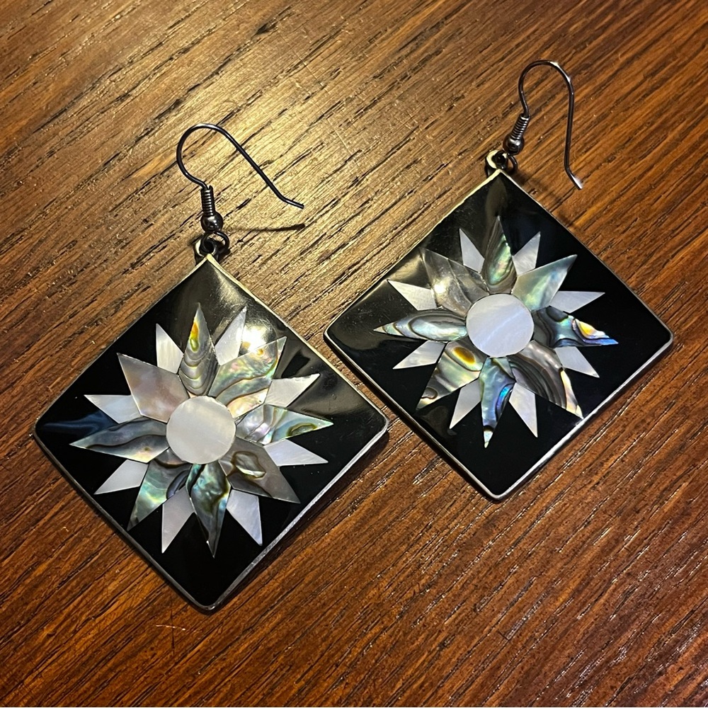 Mother of Pearl Silver Earrings